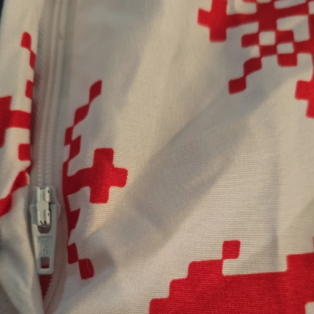 Festive Holiday Duvet Set - Red and Green-King